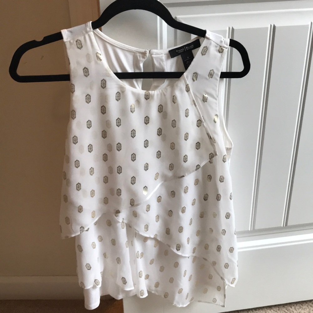 White house black market sleeveless shirt